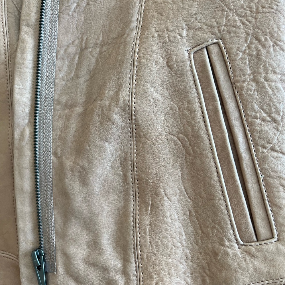 Veda - Camel Color Blazer - Picture 9 of 11